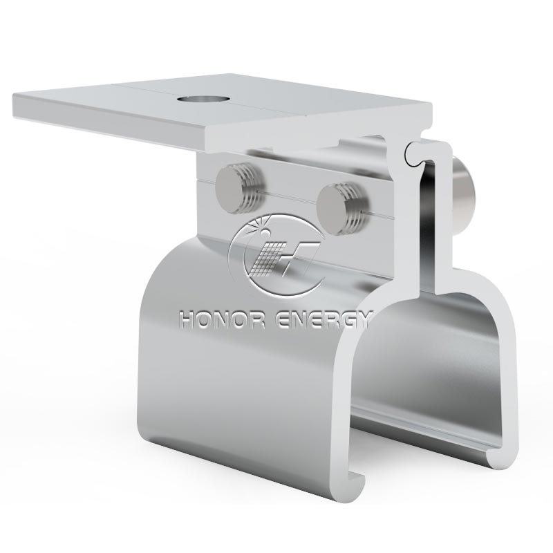 Zonneclipklok voor metalen dak